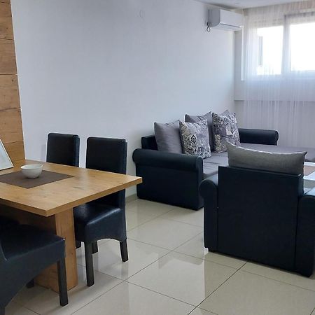 S-Apartmani Cocetova Jagodina Exteriör bild