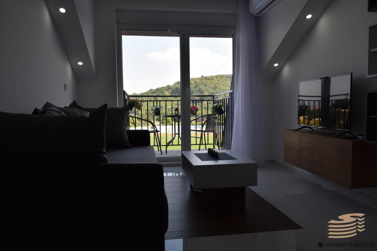 S-Apartmani Cocetova Jagodina Exteriör bild